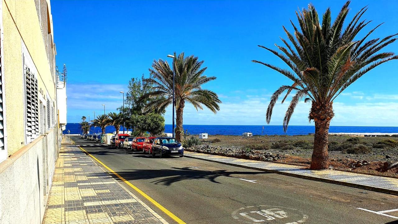"The Red Crab Studio" By Bbhome At Gran Canaria Airport - Wifi 300 Mbps El Burrero Bagian luar foto